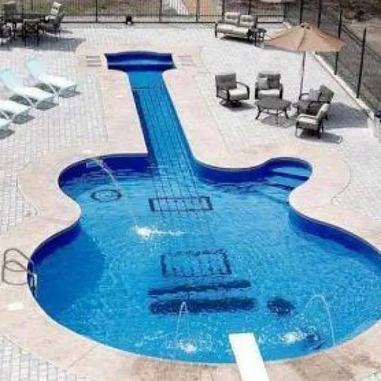 Piscines Desjoyaux — photo