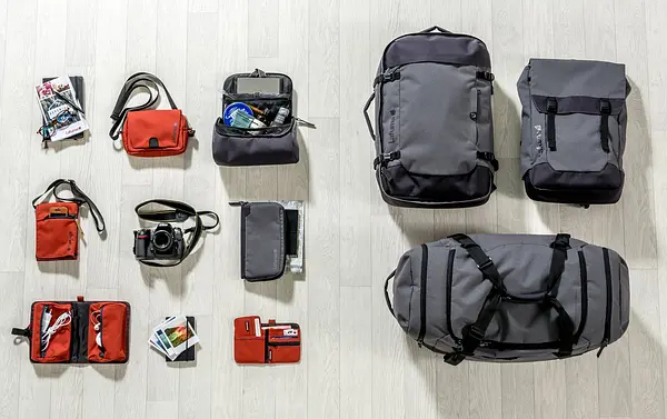 LAFUMA est spécialisé dans la fabrication de vêtements, chaussures et accessoires spécialement conçus pour la randonnée en misant sur une démarche éco-responsable.
