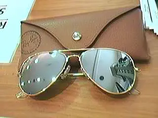 L'objet du jour :des lunette Ray-Ban 