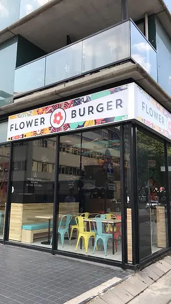 Flower burger est un concept qui vient d'Italie, mais qui aujourd'hui se développe partout en Europe.