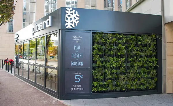 Le nouveau concept magasin Picard à Issy les Moulineaux. 