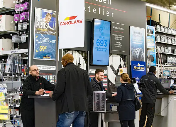 Norauto et Carglass viennent de conclure un partenariat. Les prestations vitrage peuvent maintenant être effectuées par Carglass dans les centres Norauto.
