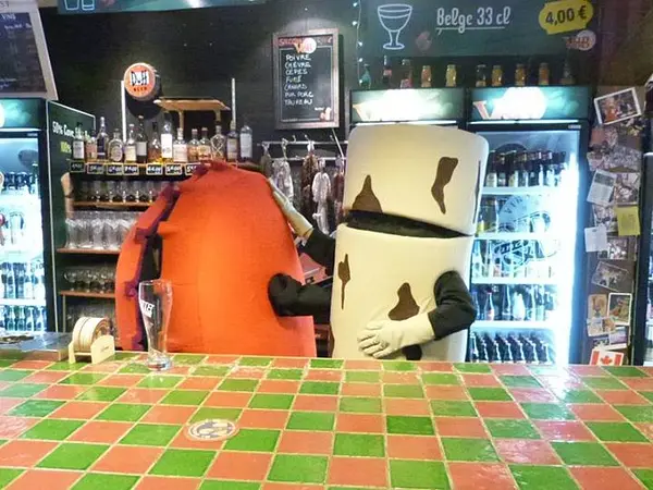 Nouvelles mascottes "Vi" et "Bi" qui animeront nos points de vente en France ! Ouvrez l'oeil ;)