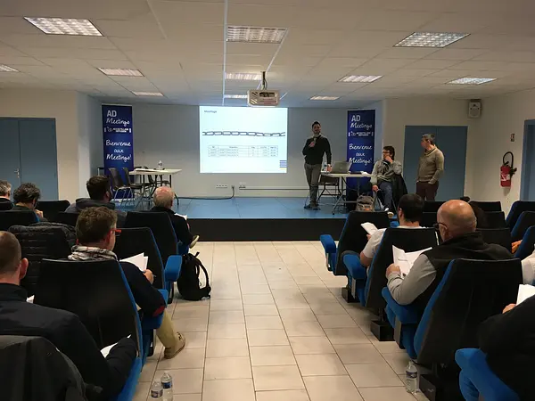 Accastillage Diffusion organise chaque année des meetings afin de tenir à jour les franchisés des dernières nouveautés.