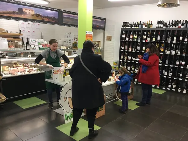 Animation dans un magasin afin de faire découvrir en direct des produits aux clients