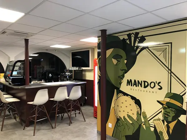 L'espace intérieure du restaurant Mando's à Besançon. 
