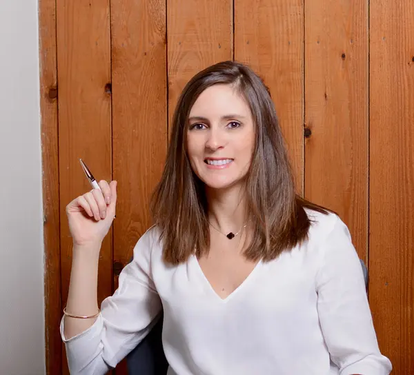 Maggy Carrasco, ancienne juriste, pense que Laforêt lui apporte une vraie notoriété et beaucoup de personnes franchissent la porte de son agence grâce à la marque.