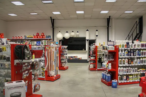 Design intérieur d'une boutique BigShip.