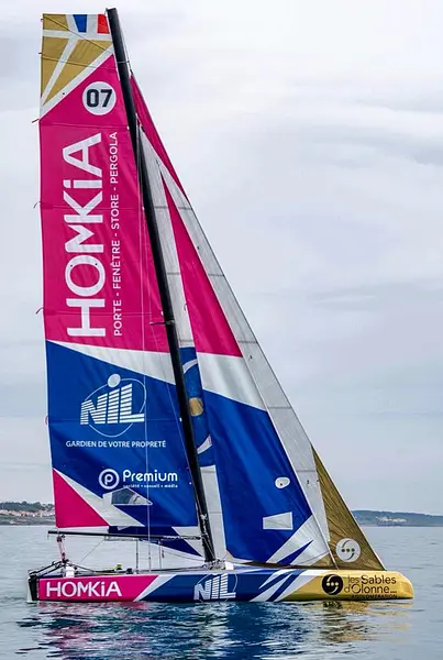 Homkia possède et sponsorise une équipe pour la régate "Les Sables d'Olonne"