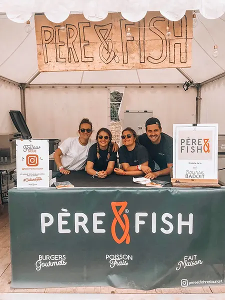 Père & Fish présente au Main Square Festival. 