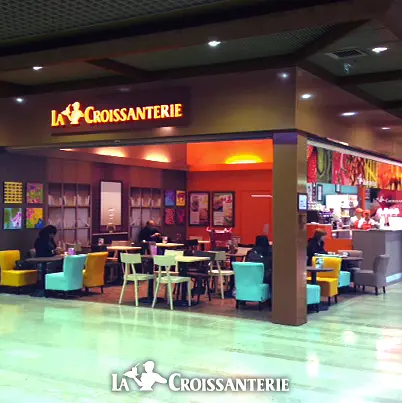La Croissanterie de la galerie marchande d'Auchan à Annecy et son nouvel agencement ! :)