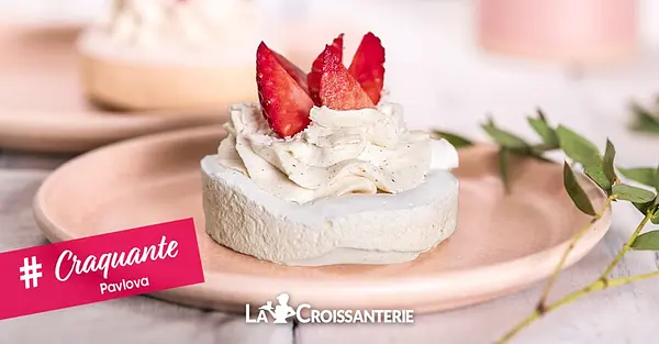 La nouveauté au rayon des dessert, le Pavlova Fraises. Un dessert doux et sucré
