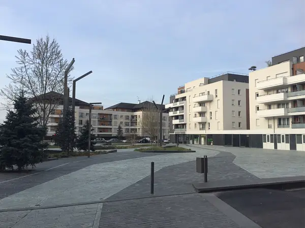77100 Meaux à Meaux — photo