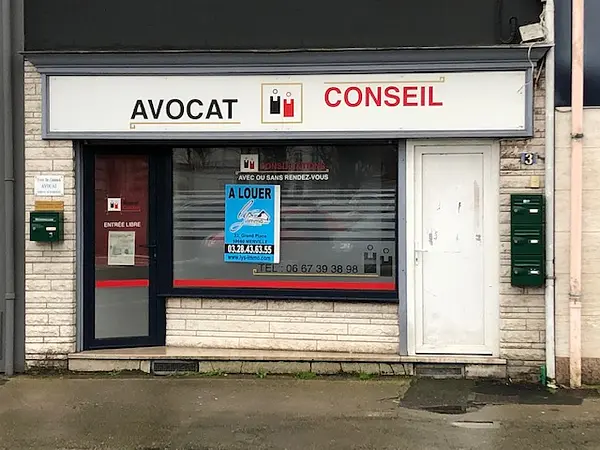 Emplacement Hyper centre ville à Merville — photo