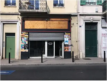 Local restauration ou autre commerce à Cannes — photo