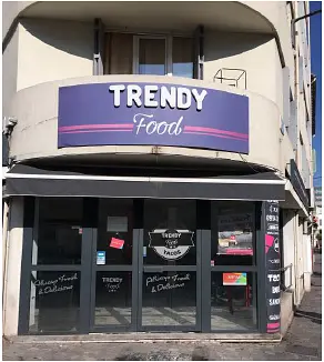 Local Restauration ou autre à Cannes — photo