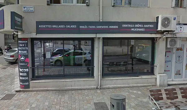 Local Restauration ou autre à Cannes — photo