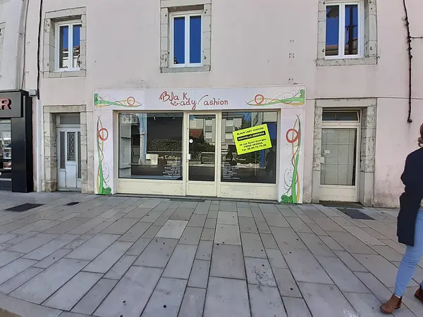 Local commercial - 40m² à Vesoul — photo