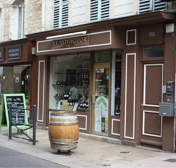 Local commercial - 160m² à Vesoul — photo