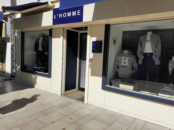 Local commercial - 40m² à Vesoul — photo