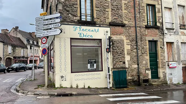 Local commercial, 40 m² très lumineux à Avallon — photo