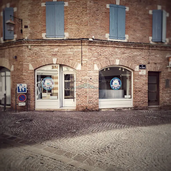 ALBI - coeur de cité - Local commercial à Albi — photo