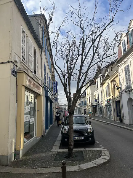 Local commercial ( En vente) à Mantes-la-Jolie — photo
