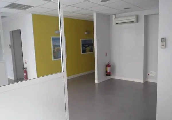 Local commercial 83m2 à Albi — photo