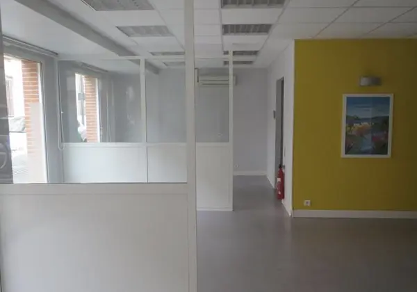 Local commercial 83m2 à Albi — photo