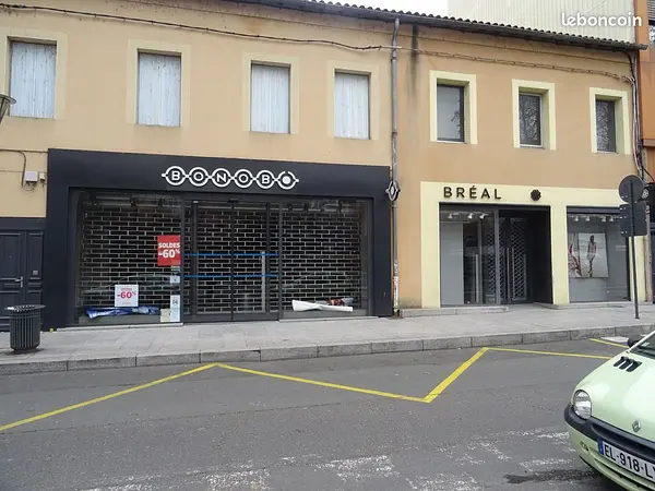 Local commercial 350m2 Lices Pompidou à Albi — photo