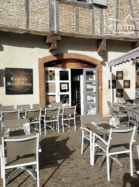 Fonds de commerce restaurant à Albi — photo