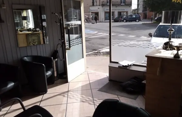 Salon de coiffure homme à Albi — photo