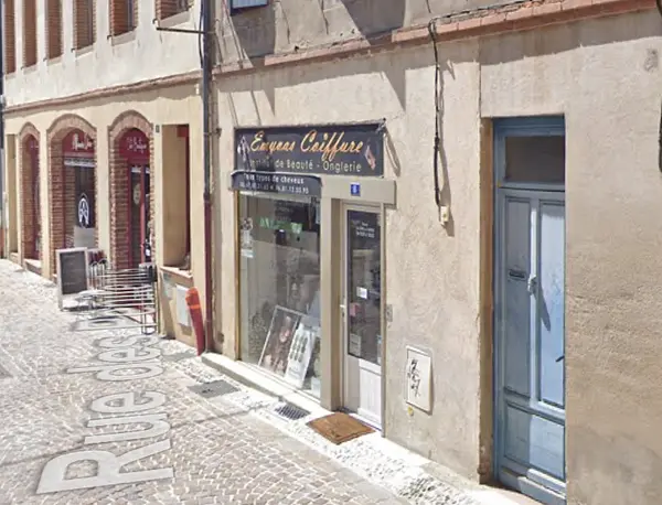 Fonds de commerce coiffure et esthétique à Millau — photo