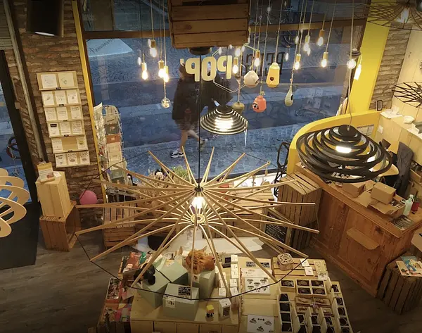 Concept store en plein centre ville à Albi — photo