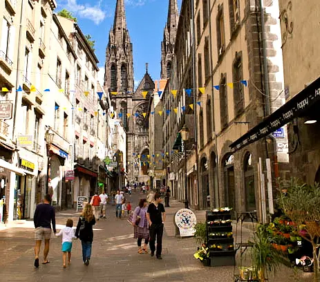 63000 Clermont-Ferrand à Clermont-Ferrand — photo