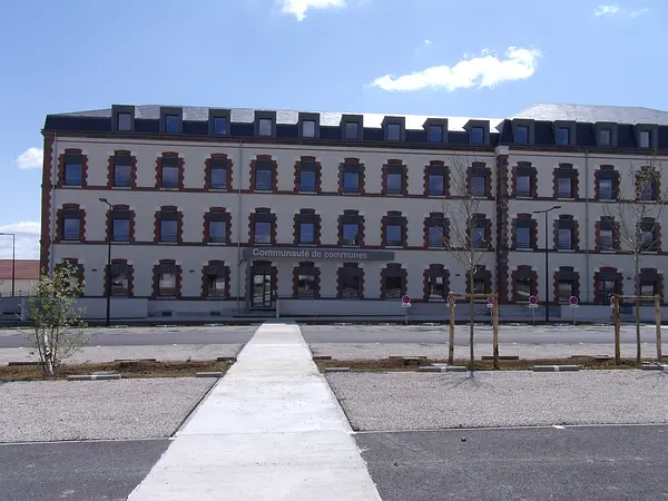 Locaux administratifs à Châteaudun — photo