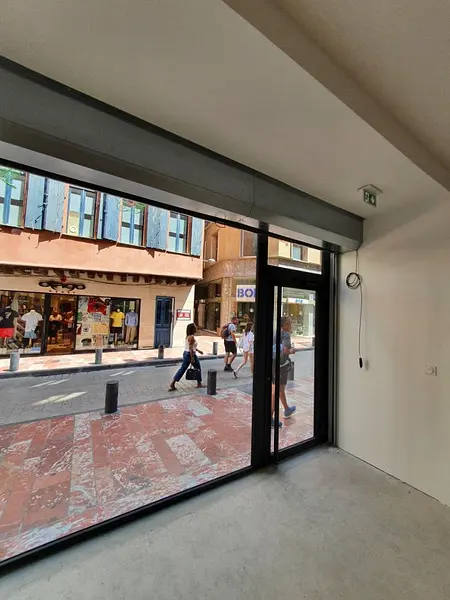 LOCAL COMMERCIAL A LOUER  - QUARTIER HISTORIQUE PIETON à Perpignan — photo