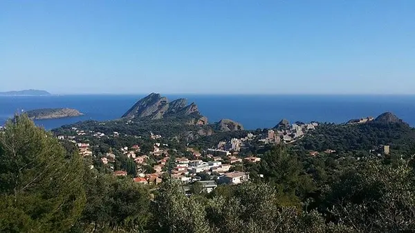 Beau panorama que celui de La Ciotat ! Merci à Laure pour cette photo, bonne journée à tous !