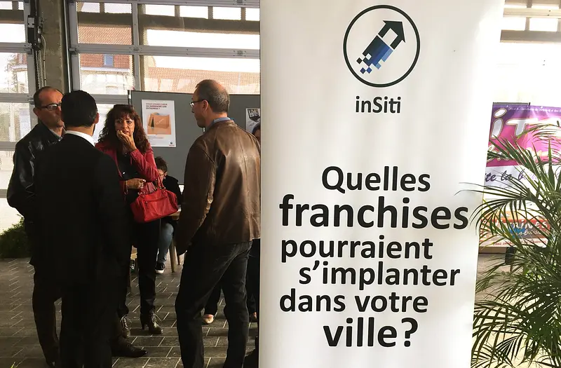 L'équipe d'inSiti à la rencontre des (futurs) commerçants de Bruay-la-Buissière