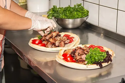 Ouvrir une franchise rentable, on a mis LE SPECIAL sur le grill