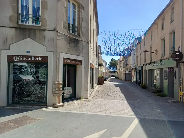 Cellule La Quincaillerie à Les Herbiers — photo